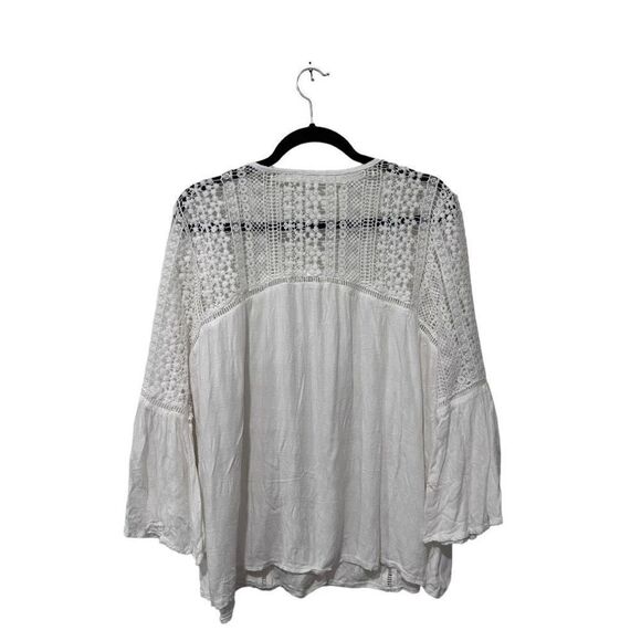 White Detailed Shoulder Bell Sleeve Button Front Blouse Size M Peasant Boho - Picture 9 of 10